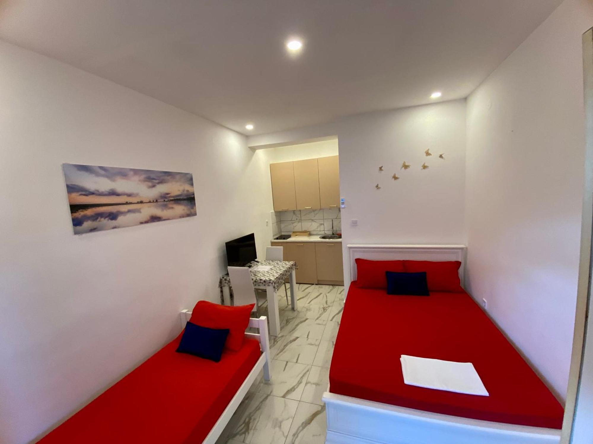 Banicevic Apartmani Ðenovići Dış mekan fotoğraf