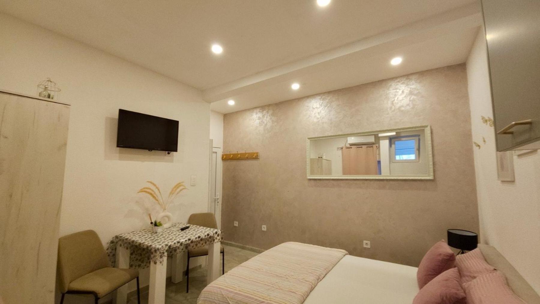 Banicevic Apartmani Ðenovići Dış mekan fotoğraf