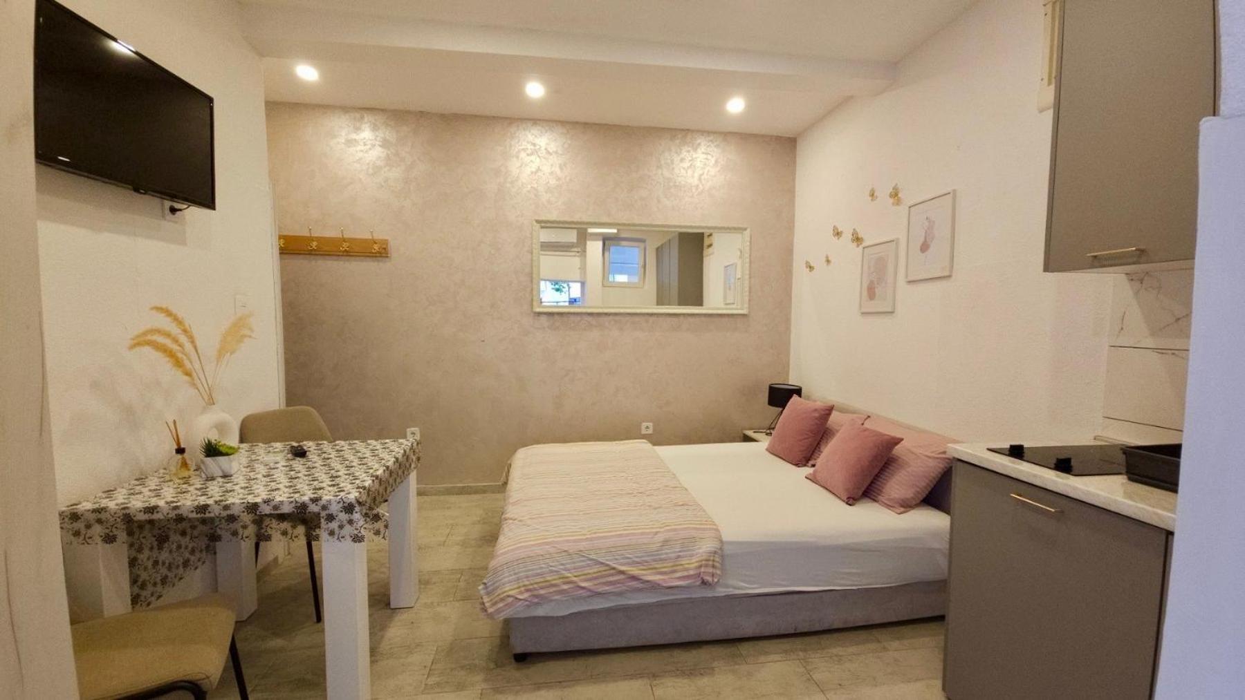 Banicevic Apartmani Ðenovići Dış mekan fotoğraf